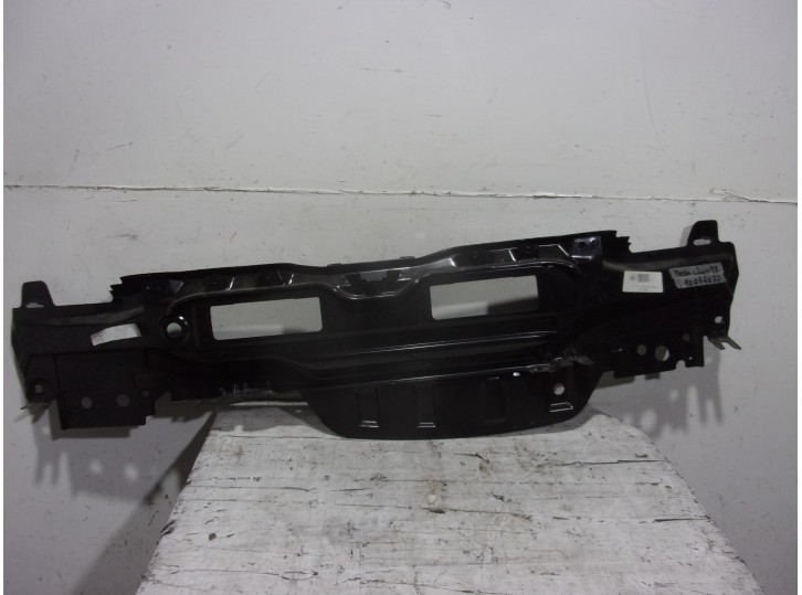 Recambio de faldon trasero para renault clio ii fase i (b/cbo) referencia OEM IAM 10044077 DE CHAPA 