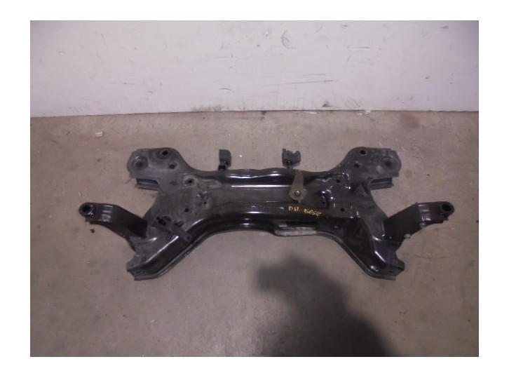 Recambio de puente delantero para audi a1 (8xk) adrenalin referencia OEM IAM CUNA MOTOR SUELO BURRA30 FILA5