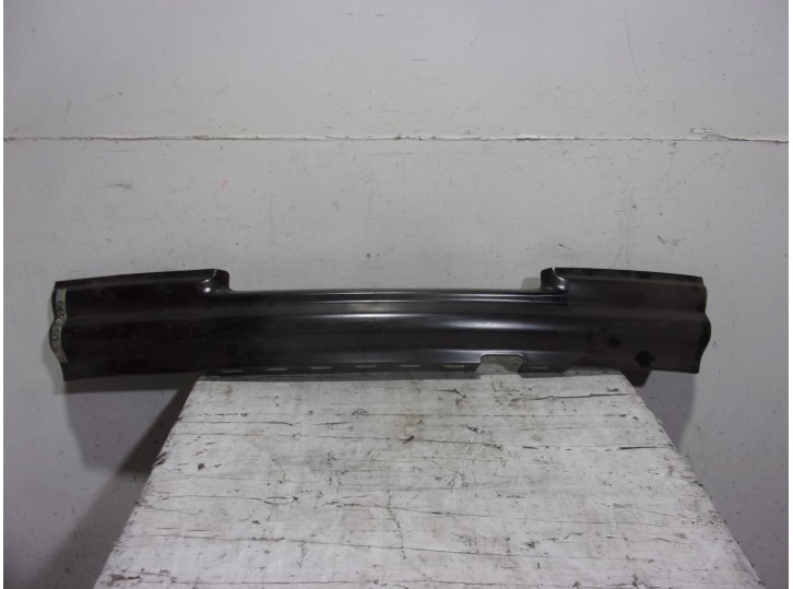 Recambio de panel frontal para ford fiesta berl./courier referencia OEM IAM 06071513 DE CHAPA 