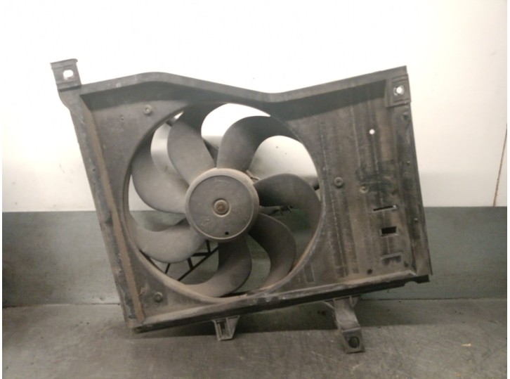 Recambio de electroventilador para maxus 3.9t 17s 120 m-bus vespino 130e referencia OEM IAM 526000035 526000035 52410163CL2 DELP