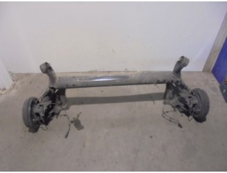 Recambio de puente trasero para ford transit courier ambiente referencia OEM IAM 1837273 TAMBOR 4 AGUJEROS BURRA 16