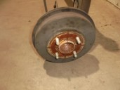 Recambio de puente trasero para ford transit courier ambiente referencia OEM IAM 1837273 TAMBOR 4 AGUJEROS BURRA 16