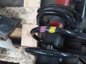 Recambio de amortiguador delantero izquierdo para audi a6 berlina (4b2) 2.4 v6 30v referencia OEM IAM 4B0412031Q 
