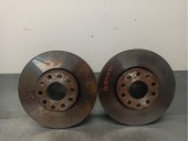 Replacement front brake disc for Volkswagen Passat saloon (3B2) 1.9 TDI OEM IAM reference 8E0615301P 