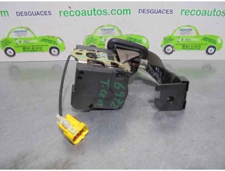 Recambio de cinturon seguridad trasero central para jaguar xj 4.2 v8 32v cat referencia OEM IAM 2W93F600A38 33046471 4 PUERTAS