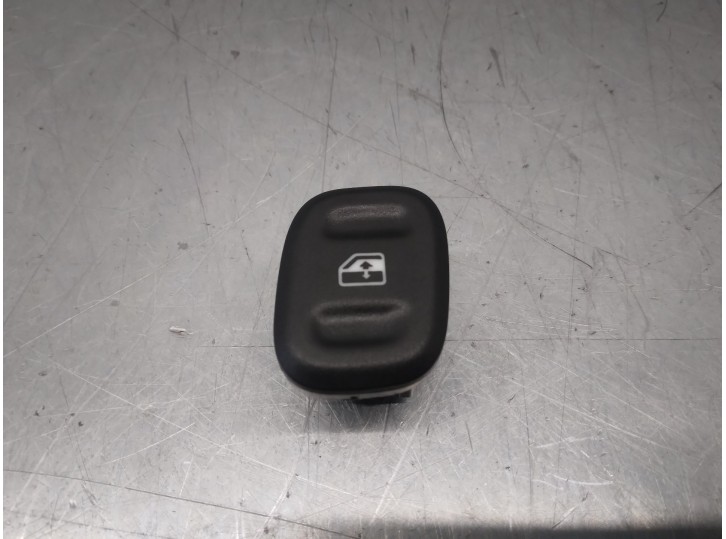 Recambio de mando elevalunas delantero derecho para fiat panda (319) 1.2 cat referencia OEM IAM 735536760 