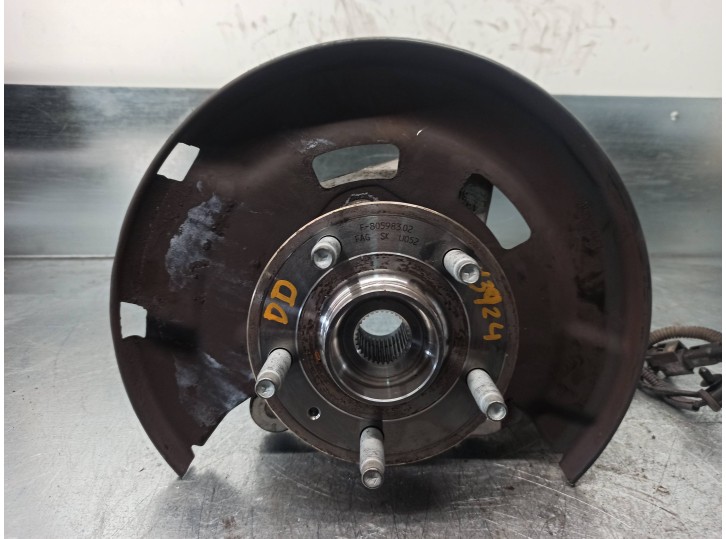 Recambio de mangueta delantera derecha para chevrolet cruze 1.8 cat referencia OEM IAM F80598302  