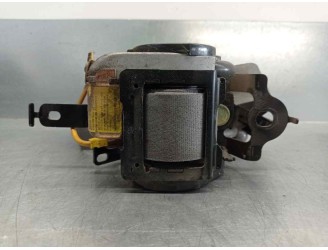 Recambio de cinturon seguridad delantero derecho para kia carens 2.0 crdi ex monovolumen referencia OEM IAM 045279 045279 DELPHI