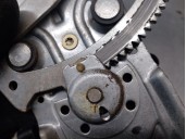 Recambio de elevalunas delantero derecho para opel corsa b 1.4 cat (2h6) referencia OEM IAM 90520192 6 PINES 5 PUERTAS