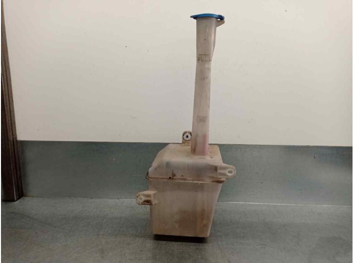 Recambio de deposito limpia para kia carens 2.0 crdi ex monovolumen referencia OEM IAM 0K2FA67480  