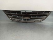 Recambio de rejilla delantera para kia carens 2.0 crdi ex monovolumen referencia OEM IAM 0K2EF50710 