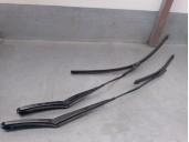 Recambio de brazo limpia delantero derecho para bmw x1 (f48) sdrive 16 d referencia OEM IAM 7360515 61615A27D68 