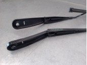 Recambio de brazo limpia delantero derecho para bmw x1 (f48) sdrive 16 d referencia OEM IAM 7360515 61615A27D68 