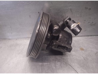 Recambio de bomba servodireccion para ford orion celebration referencia OEM IAM 7849701 