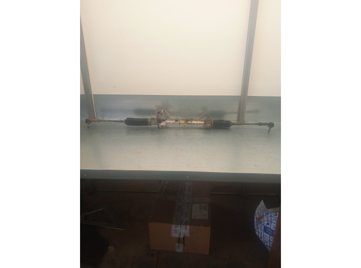 Recambio de cremallera direccion para ford orion celebration referencia OEM IAM 4043086 FORD