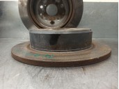 Recambio de disco freno trasero para lexus is200 (gxe10) 2.0 cat referencia OEM IAM 4243153011 