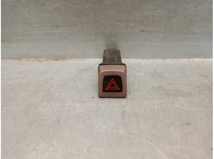 Recambio de warning para volvo s40 berlina 2.0 diesel cat referencia OEM IAM 30739296 5 PINES 