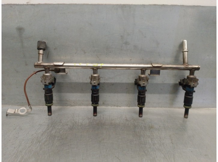 Recambio de rampa inyectora para chevrolet cruze 1.6 cat referencia OEM IAM 55573667 55573667 GM