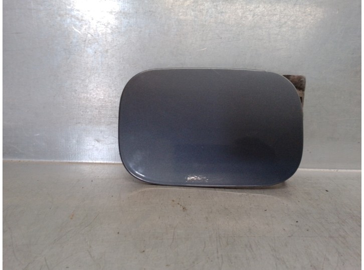 Recambio de tapa exterior combustible para audi a4 berlina (8e) 2.0 20v cat (alt) referencia OEM IAM 8E0809905 