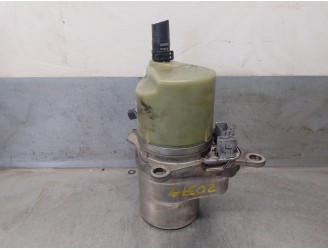 Recambio de bomba direccion para volvo s40 berlina 2.0 diesel cat referencia OEM IAM 30748170 