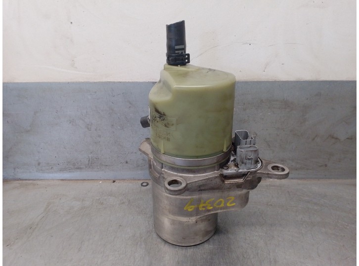 Replacement power steering pump for Volvo S40 Saloon 2.0 Diesel CAT OEM IAM reference 30748170 