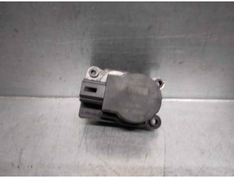 Recambio de motor calefaccion para opel insignia berlina 2.0 cdti cat referencia OEM IAM 13372987 DE TRAMPILLA 