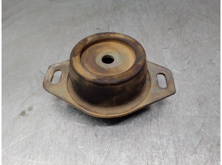 Recambio de soporte motor izquierdo para citroën xsara berlina 1.9 turbodiesel referencia OEM IAM 184671 