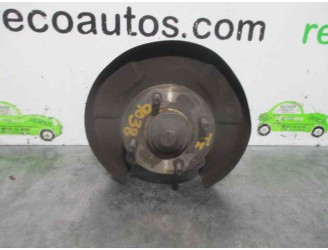 Replacement left rear stub axle for Nissan Primera sedan/estate (P10/W10) 2.0 16V CAT OEM IAM reference 