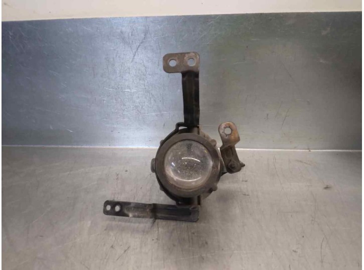 Recambio de faro antiniebla derecho para kia cee´d emotion referencia OEM IAM 922021H000 