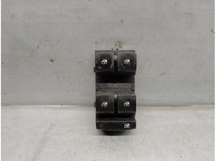 Recambio de mando elevalunas delantero izquierdo para chevrolet cruze 1.6 cat referencia OEM IAM 20830838 