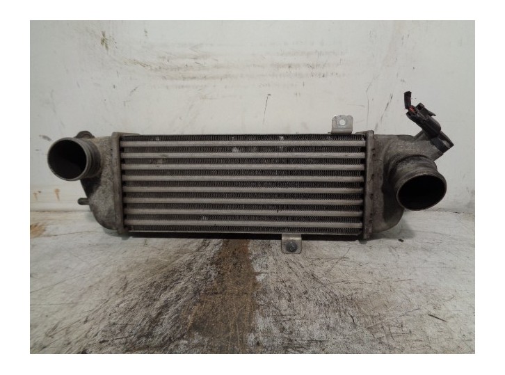 Recambio de intercooler para kia cee´d emotion referencia OEM IAM 2827027060 6072623 MODINE