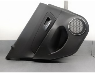 Recambio de guarnecido puerta trasera izquierda para chevrolet cruze 1.6 cat referencia OEM IAM 95184667  5 PUERTAS