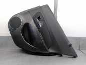 Recambio de guarnecido puerta trasera derecha para chevrolet cruze 1.6 cat referencia OEM IAM 95184687  5 PUERTAS