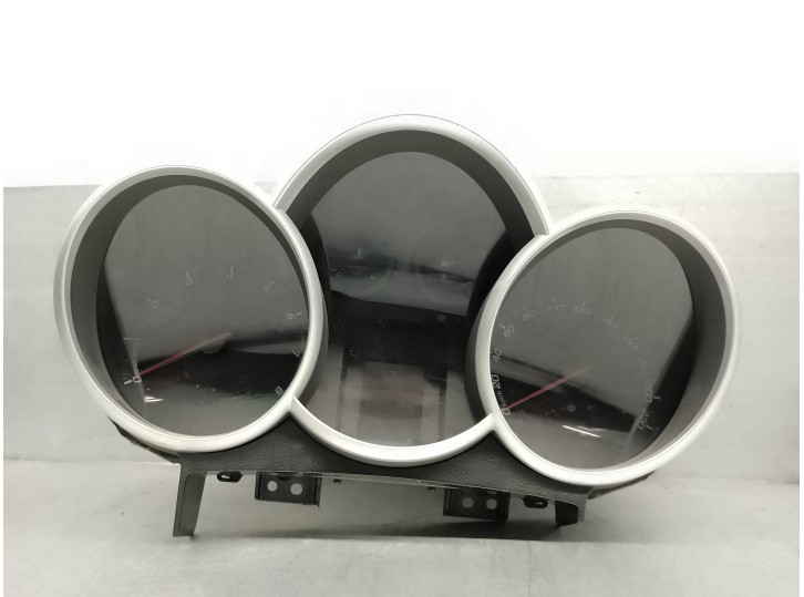 Recambio de cuadro instrumentos para chevrolet cruze 1.6 cat referencia OEM IAM 95472850 688014257 