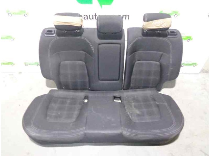 Recambio de asientos traseros para kia sportage 1.7 crdi cat referencia OEM IAM 891003U000EAV TELA NEGRA 5 PUERTAS