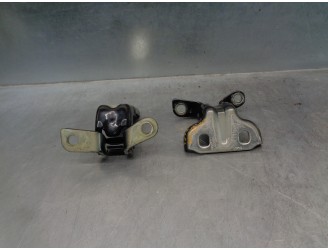 Recambio de bisagra puerta para chevrolet cruze 1.8 cat referencia OEM IAM   