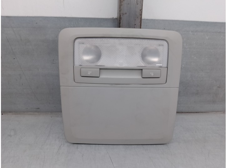 Recambio de luz interior para chevrolet cruze 1.6 cat referencia OEM IAM 95027366 