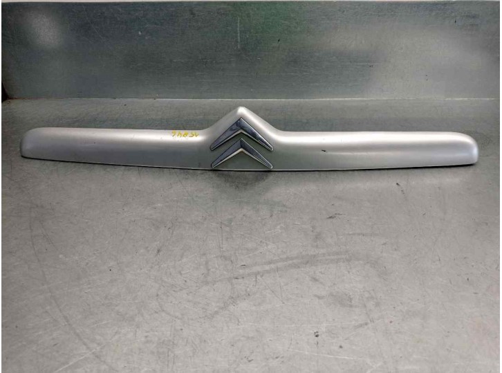 Recambio de maneta exterior porton para citroën xsara berlina 1.9 d sx referencia OEM IAM 9636077077 