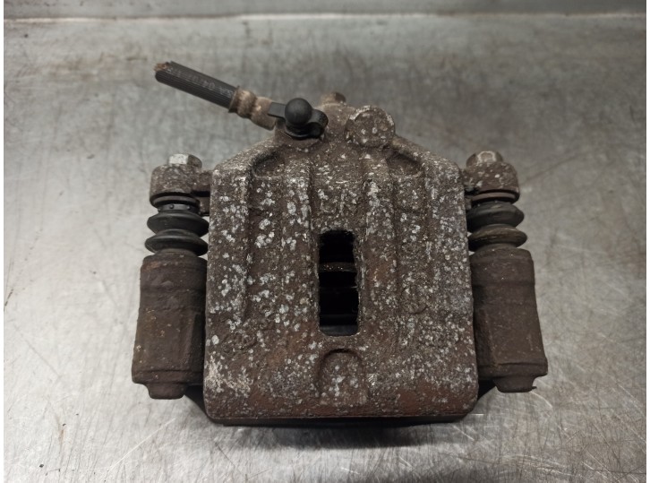 Replacement rear left brake caliper for Kia Carens (UN) 2.0 CRDi OEM IAM reference 582101D100 