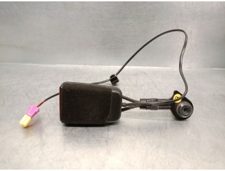 Recambio de enganche cinturon para opel meriva b monospace (s10) 1.7 cdti (75) referencia OEM IAM 13285843 197905 