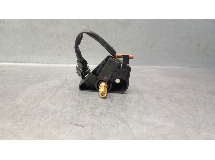 Recambio de valvula aire adicional para porsche cayenne (9pa) 3.2 referencia OEM IAM 7L0616751A 7L0616751A 