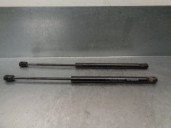 Replacement trunk/tailgate struts for Mercedes-Benz C-Class (W202) Saloon 2.2 CDi 16V CAT OEM IAM reference A20298