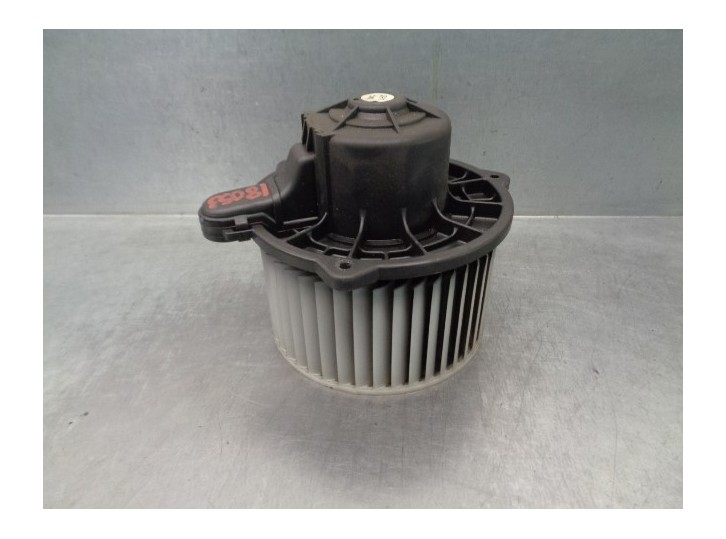 Recambio de motor calefaccion para kia magentis 2.0 crdi referencia OEM IAM 971132G000 F00S330024 DENSO