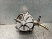 Recambio de depresor freno / bomba vacio para mazda 323 berlina f/s (bj) 2.0 turbodiesel referencia OEM IAM RF2A18G00A 