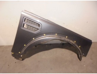 Recambio de aleta delantera derecha para land rover discovery v6 td edition 60 yrs referencia OEM IAM ASB780020 GRIS OSCURO 