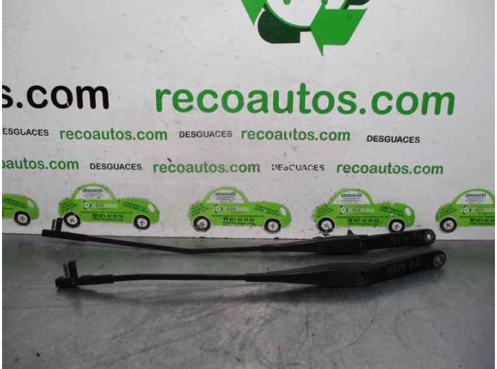 Recambio de brazo limpia delantero derecho para ford focus sportbreak (cap) 1.6 tdci cat referencia OEM IAM 