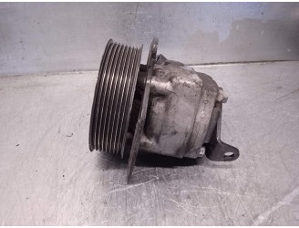 Recambio de bomba servodireccion para land rover discovery v6 td edition 60 yrs referencia OEM IAM QVB500660 J86FB HITACHI