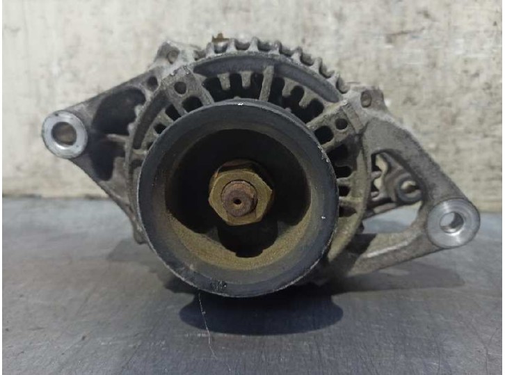 Replacement alternator for Chrysler Voyager (GS) 2.4 CAT OEM IAM reference 4727220 1210003521 DENSO