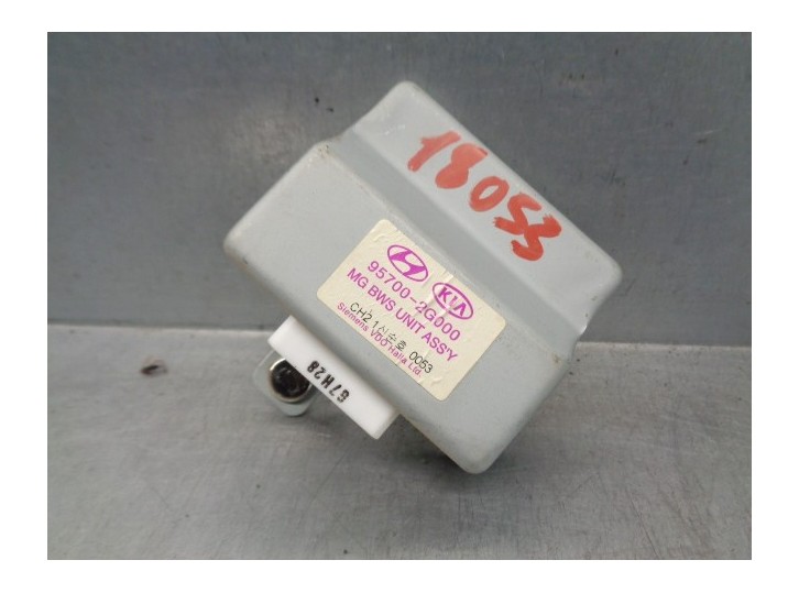 Recambio de modulo electronico para kia magentis 2.0 crdi referencia OEM IAM 957002G000  