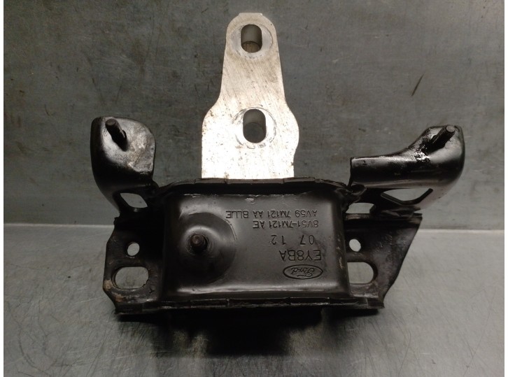 Replacement gearbox mount for Ford Fiesta (CB1) 1.4 TDCi CAT OEM IAM reference 8V517M121AE 
